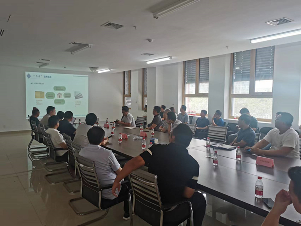 ���ص���Ŀ�������ĸ�֣�������ѧУ���ո�����У����Ŀ��չ�����ܺ���Ŀ���轻���