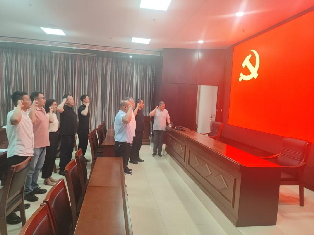 ���ϵ�֧����չ��ӭ��һ�����⵳�ջ���ٿ��ڶ����ȵ�Ա���